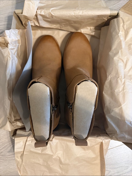 Lucky Brand Shoes - Lucky Brand Women's Tan Leather Ankle Booties